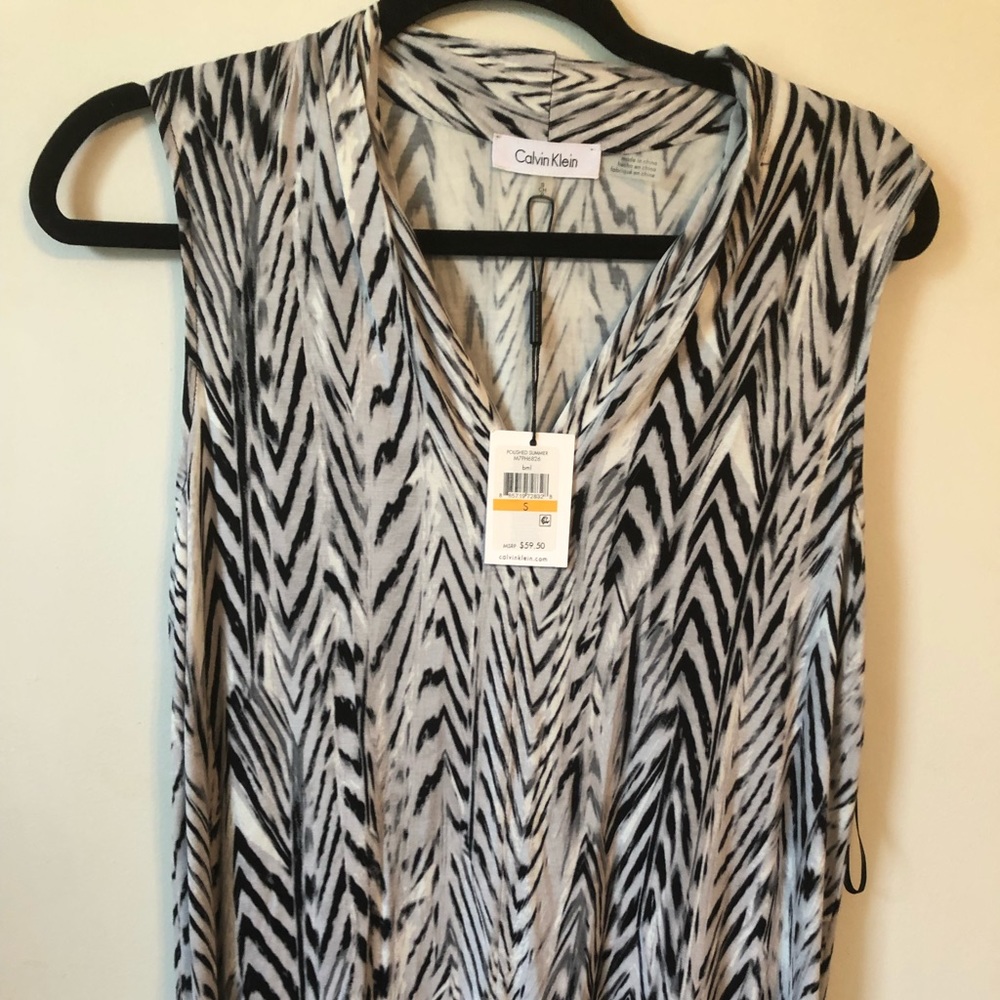 NWT Sleeveless Jersey material blouse Calvin Klein